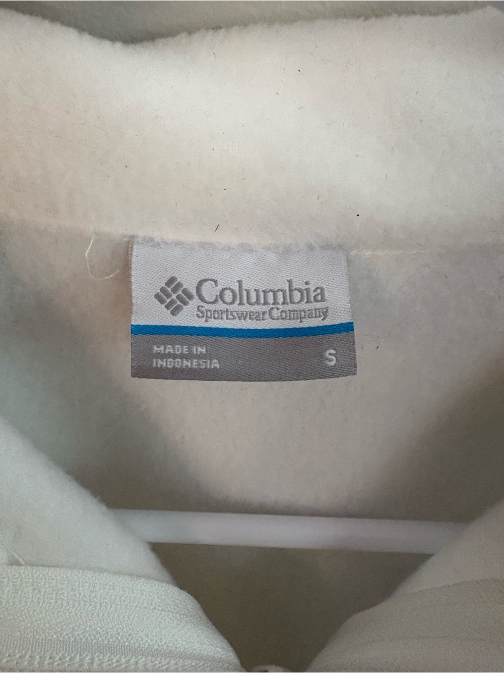 Columbia Women's White Full-Zip Teddy Fleece Jacket - Picture 5 of 5
